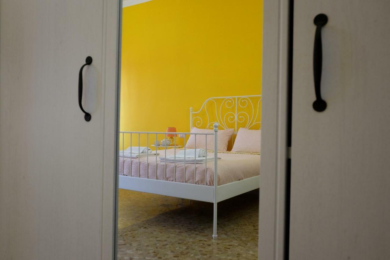 Buonocore Rooms Santa Maria La Carità Esterno foto